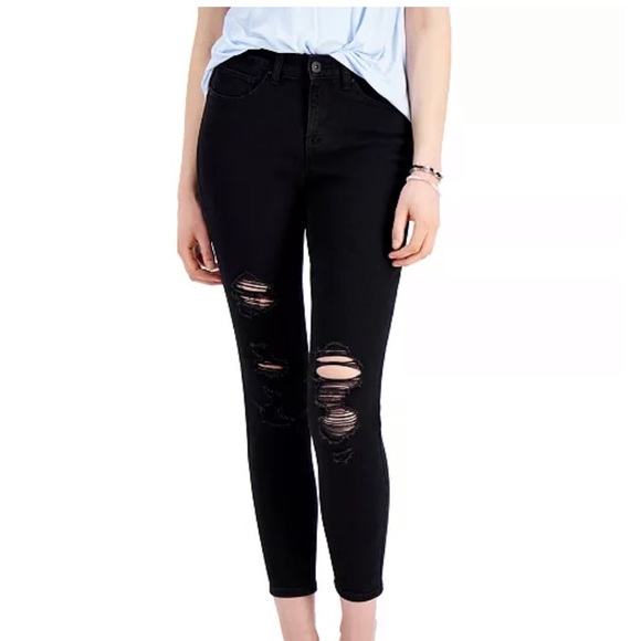 Style & Co. Denim - Style & Co - NWT - Distressed Curvy Skinny Leg